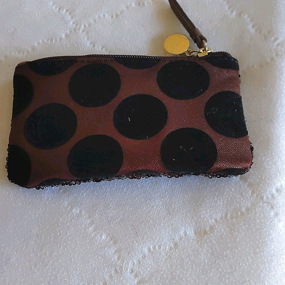 Clutch - Picture 3 of 4